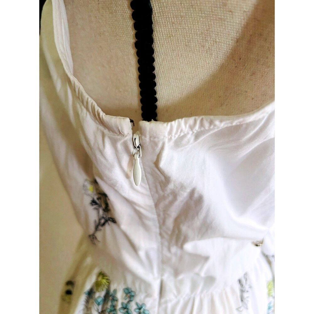 J.Crew Madison White Cotton-Poplin Floral Embroidered Dress Sz 10 Flare Skirt - Picture 6 of 12